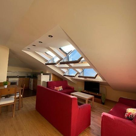 Apartamentosarturo Llanes Laplaza Atico Centrico Eksteriør bilde