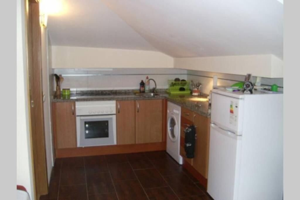 Apartamentosarturo Llanes Laplaza Atico Centrico Eksteriør bilde