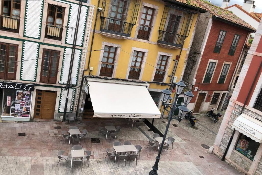 Apartamentosarturo Llanes Laplaza Atico Centrico Eksteriør bilde